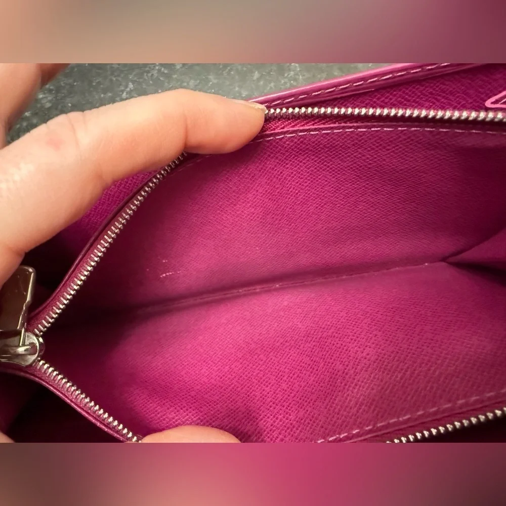 LOUIS VUITTON Portefeuille Sarah Long Wallet M60317 Epi Fuchsia Pink LV